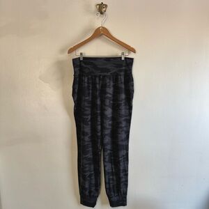 Athleta Black Camo Jogger Pants
